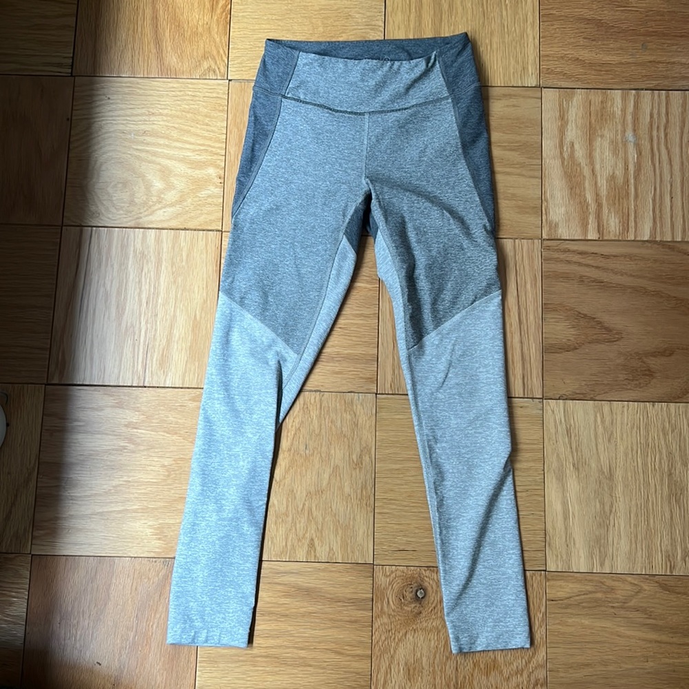 Grey color block workout pants from outdoor voices size S - excellent condition